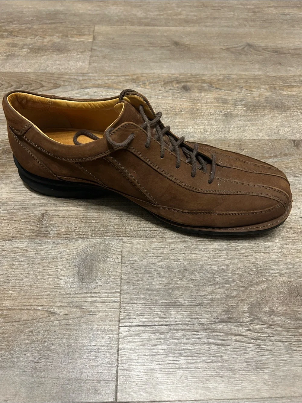 Johnston & Murphy Men’s Size 10.5 M Brown Suede Lace-Up Bicycle Toe Derbys Shoes